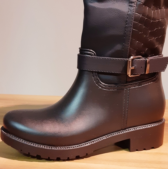 Equestrian style Rain Boots - Picture 2 of 7